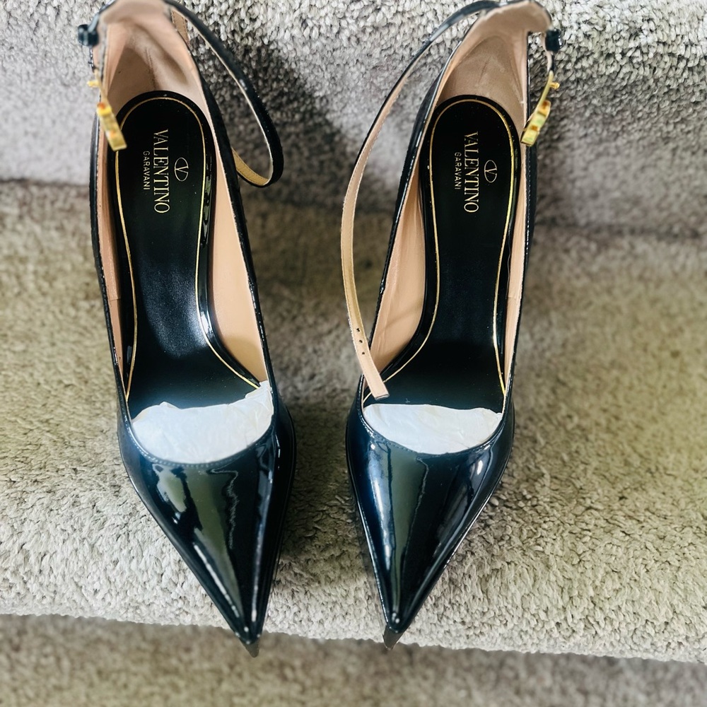 Valentino Black Heels with Glossy Finish